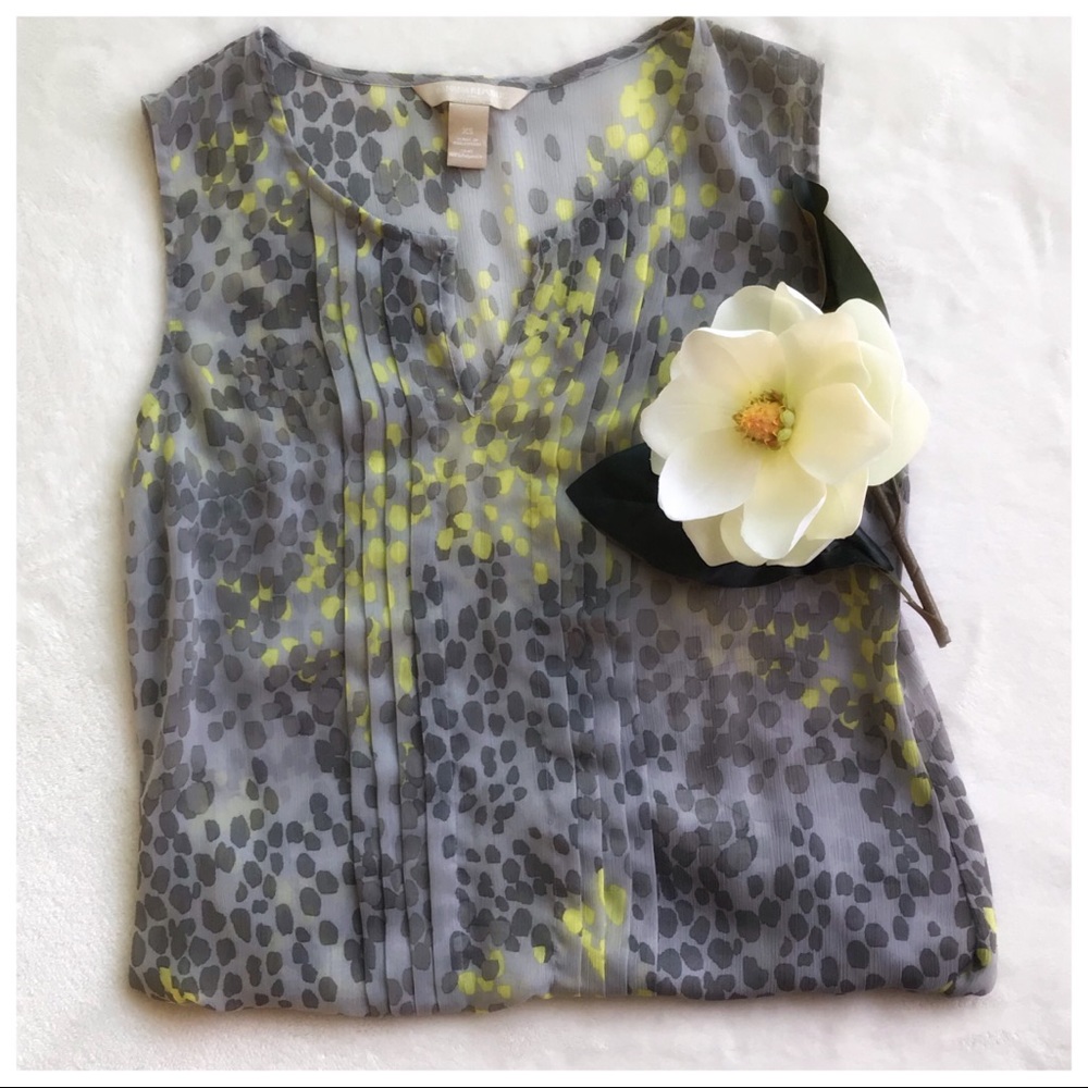 Sheer Banana Republic top size XS